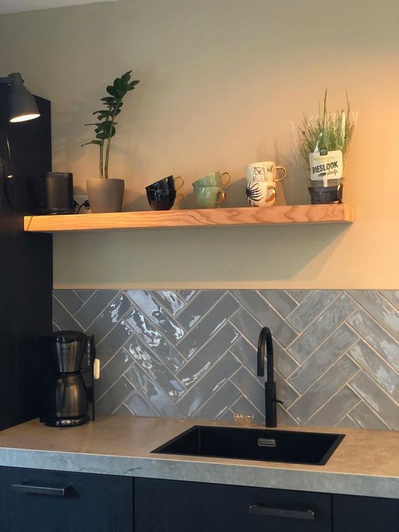 Gizli Ayaklı 3'lü Raf